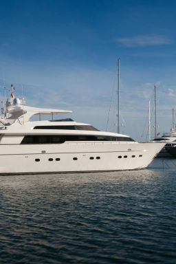 Por que redes de hotéis de luxo estão apostando em iates