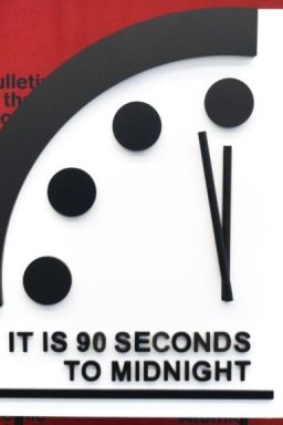 Relógio do Juízo Final: 5 momentos que aproximaram mundo do apocalipse