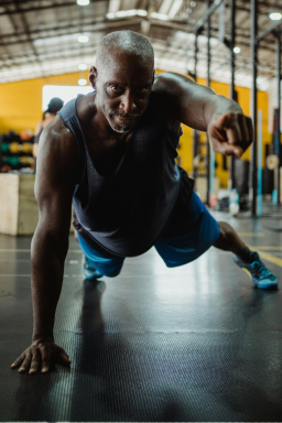 Como fazer flexão de braço para trabalhar o peitoral