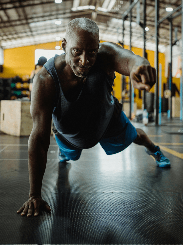 Como fazer flexão de braço para trabalhar o peitoral