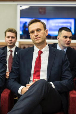 Quem era Alexei Navalny, opositor de Putin que morreu em prisão na Sibéria