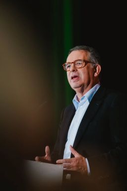 Quem é António José Seguro, presidente eleito de Portugal