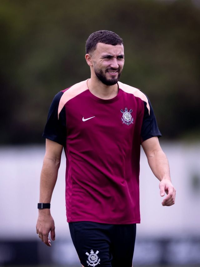 Corinthians anuncia contratação do marroquino Zakaria Labyad