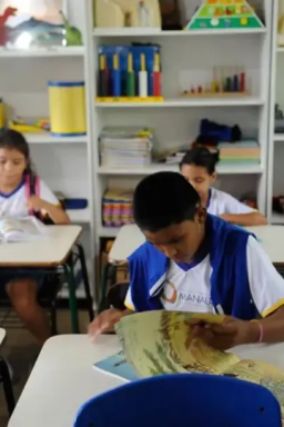 Pesquisa: estudantes do ensino integral têm notas maiores no Enem