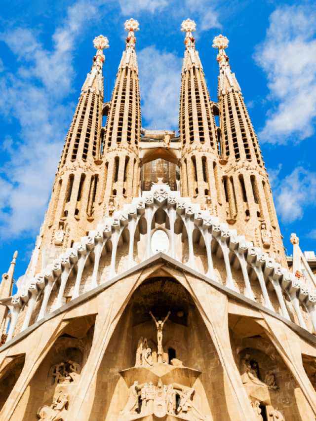 7 curiosidades sobre a Sagrada Família, basílica em Barcelona