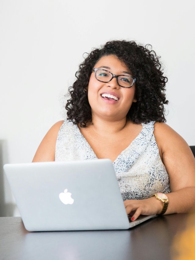 Conheça iniciativas que apoiam mulheres na tecnologia