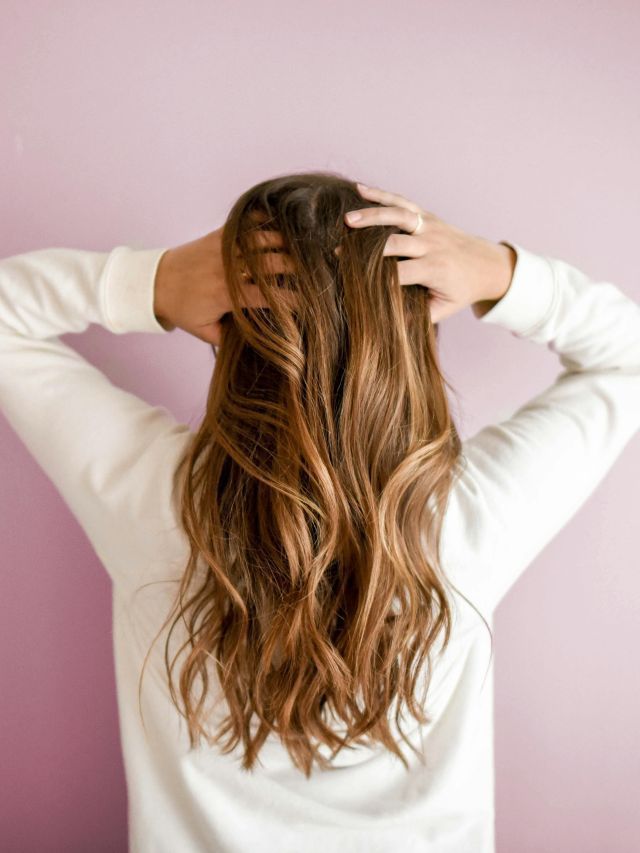 Estudo: Canetas emagrecedoras são associadas a alterações em unha e cabelo