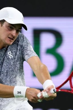 Sinner elogia João Fonseca após duelo em Indian Wells: “Talento incrível”