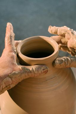 Cerâmica fria em casa: tudo que você precisa para começar