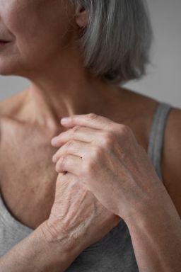 Sintomas silenciosos do Parkinson: Dr. Kalil e especialistas explicam