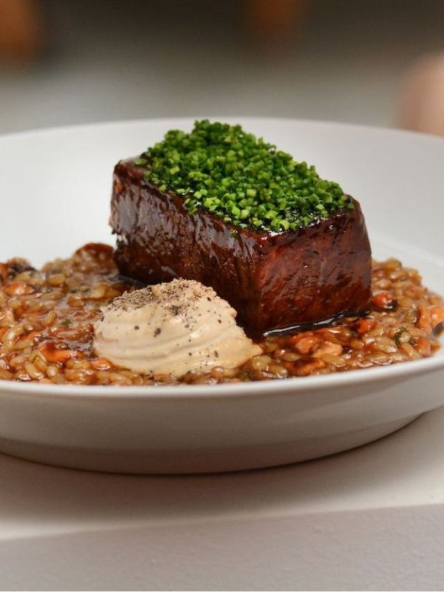 Casa Rios reabre em Pinheiros mantendo o fogo como protagonista