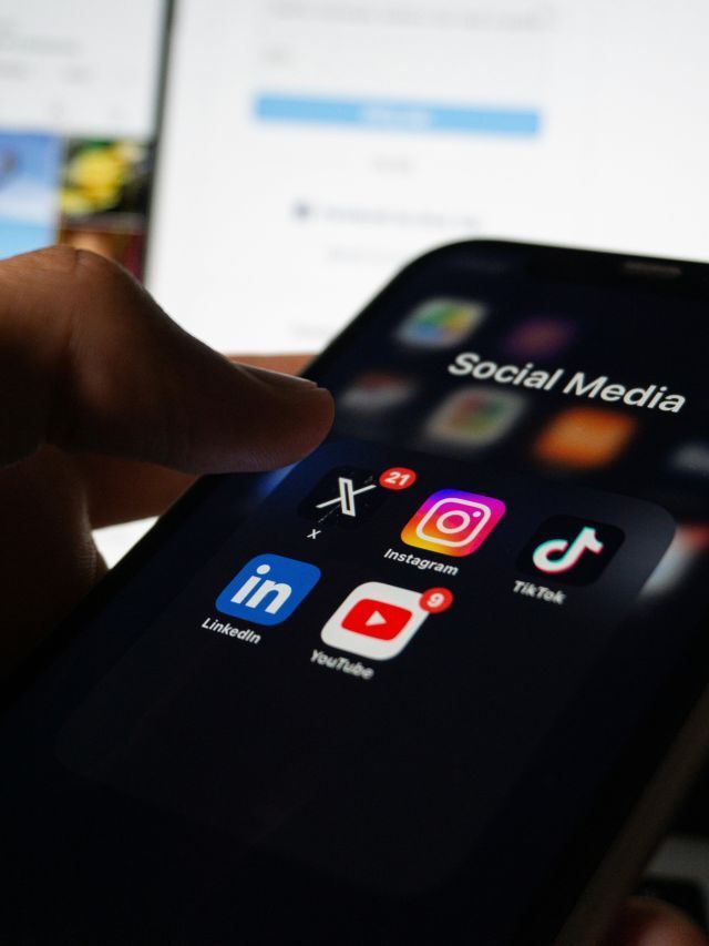 Por que as redes sociais estão sob pressão por serem “viciantes”?