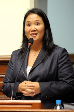 Quem é Keiko Fujimori, candidata à presidência do Peru?