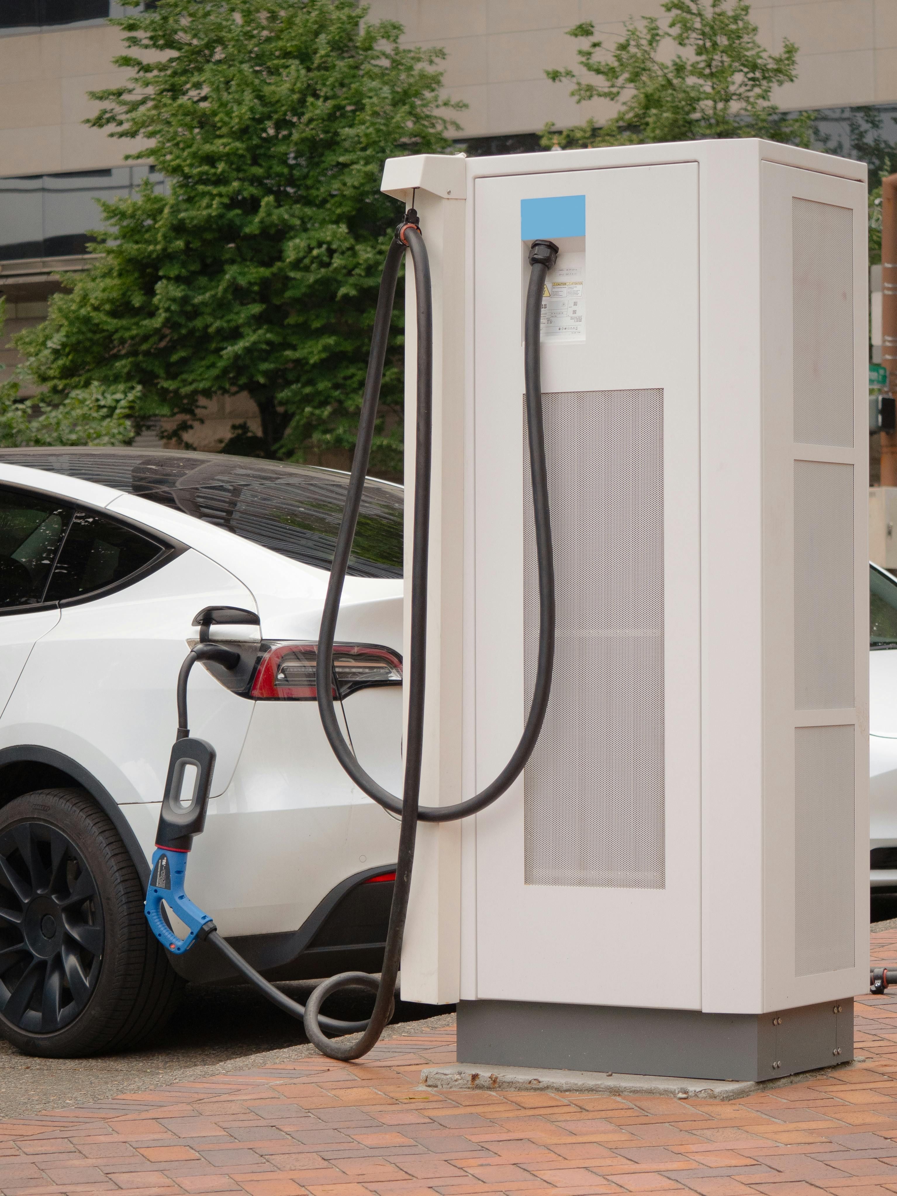7 mitos e verdades sobre os carros elétricos que você precisa saber