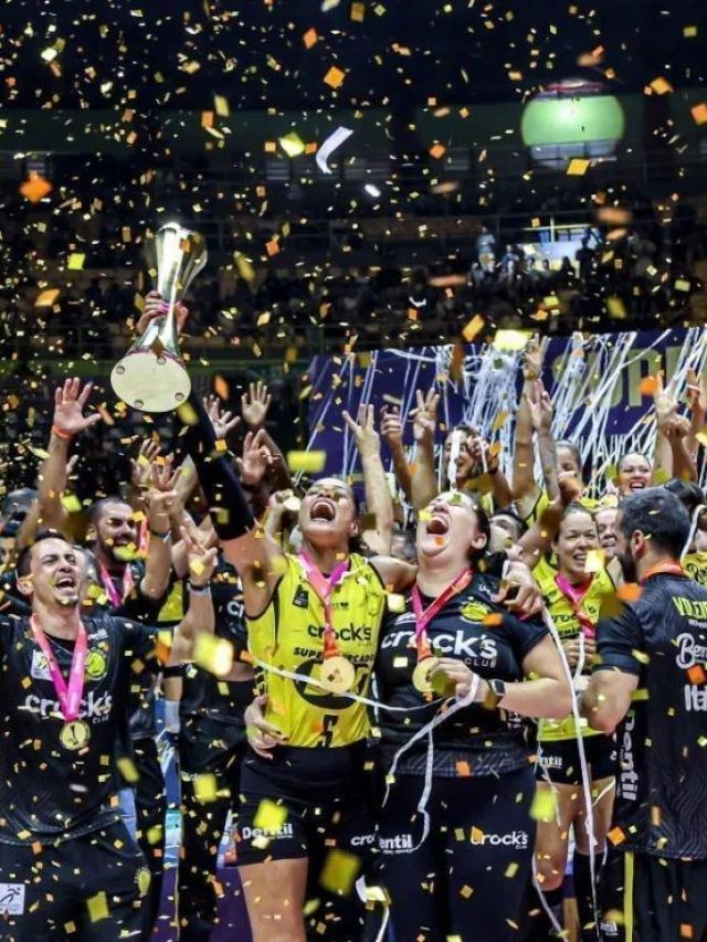 Praia Clube surpreende, domina Minas e é campeão da Superliga Feminina