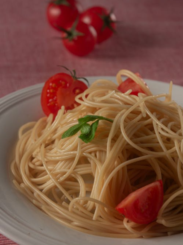 Macarrão é vilão na alimentação? Entenda e conheça outras opções