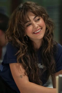 “Off Campus”: como conquistar o tão sonhado cabelo shag de Allie?