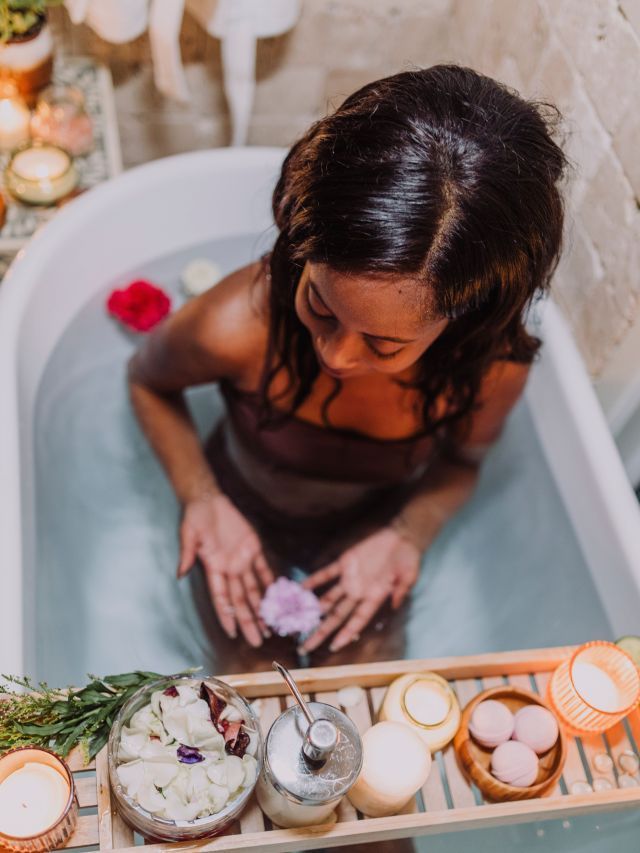 Solteiro? Veja banhos e rituais para atrair o amor