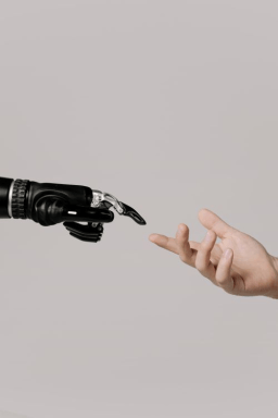 Especialista reforça que tecnologia não deve prejudicar conexão humana