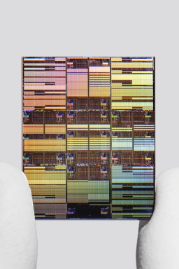IBM lançará primeiro chip menor que 1 nanômetro; saiba detalhes