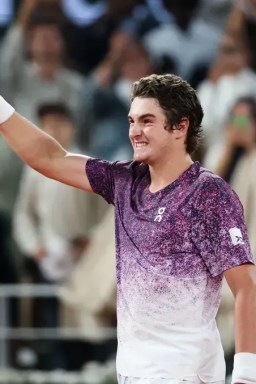 Roland Garros: João Fonseca conquista a internet após vitórias