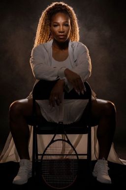 Lenda do tênis, Serena Williams anuncia retorno às quadras aos 44 anos