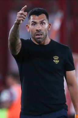 Tevez revela que chegou a fechar contrato com Real Madrid