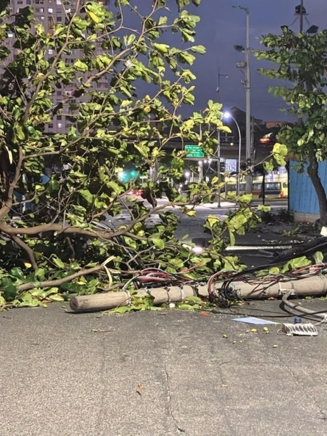 Ventos acima de 100 km/h causam destruição e apagão no RJ