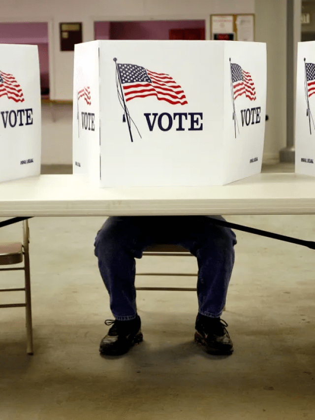 Midterms nos EUA: Custo de vida para americanos pesa mais, diz especialista
