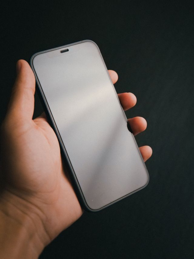 Celular roubado, conta laranja e mais: veja novas penas para golpes famosos