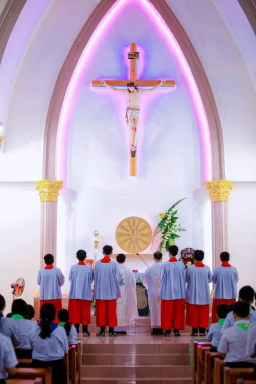 Entenda o que significa ser excomungado da Igreja Católica