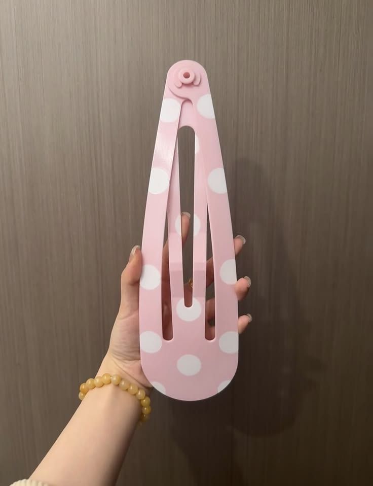 Maxi presilhas: acessório que custa R$ 5 vira queridinho da vez