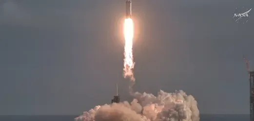 Nasa lança telescópio do tamanho de um ônibus para nova missão; veja