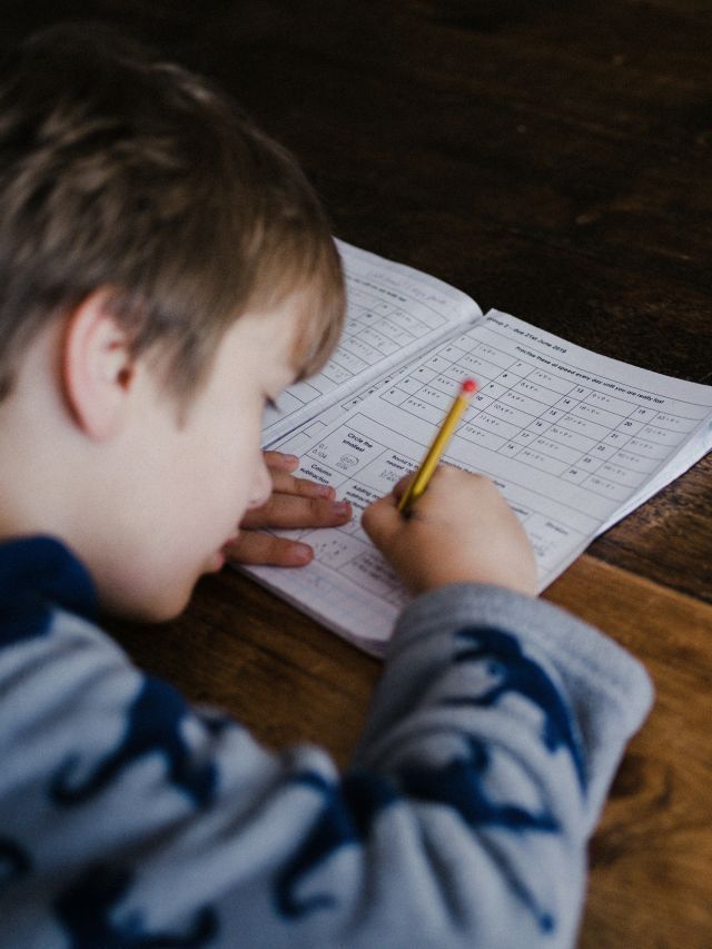 Dificuldade no ensino de matemática ameaça avanço do Brasil em tecnologia