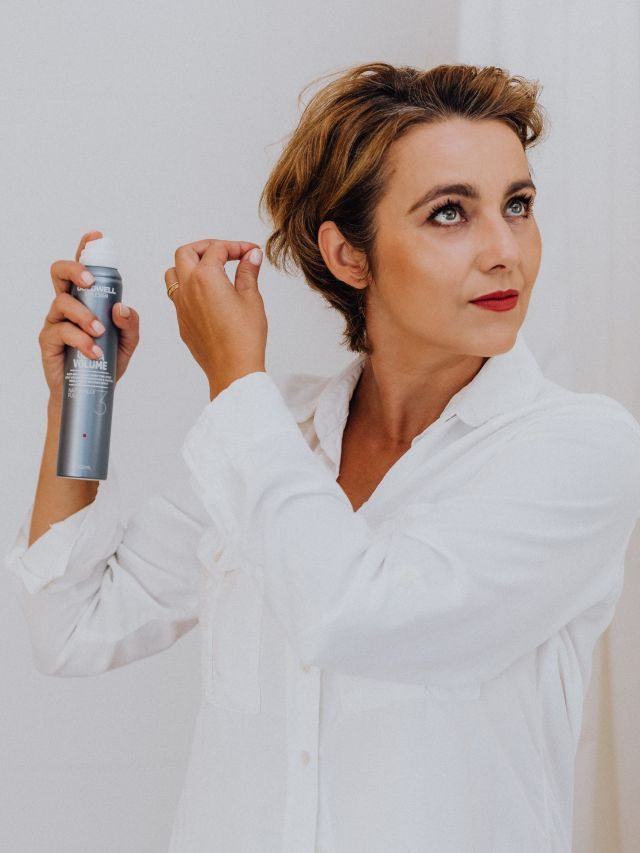 Spray, mousse, séruns e mais: entenda diferenças entre finalizadores