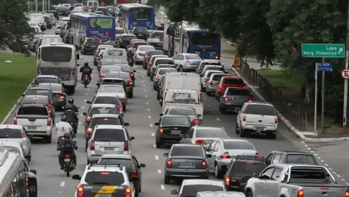 Tornozeleira eletrônica para carros? Entenda a regra do Contran