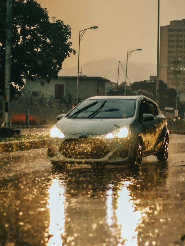 Chuva e mudança de clima: confira 6 itens para revisar no seu carro