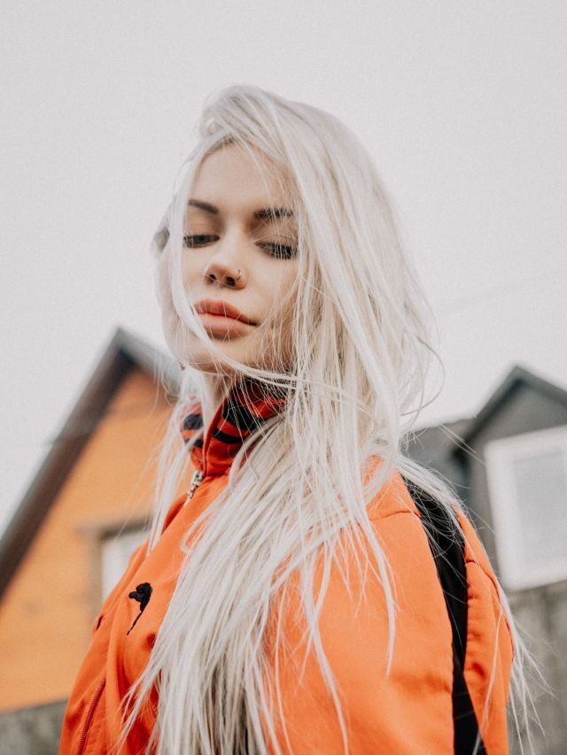 Cabelo platinado: como manter a cor e os fios saudáveis