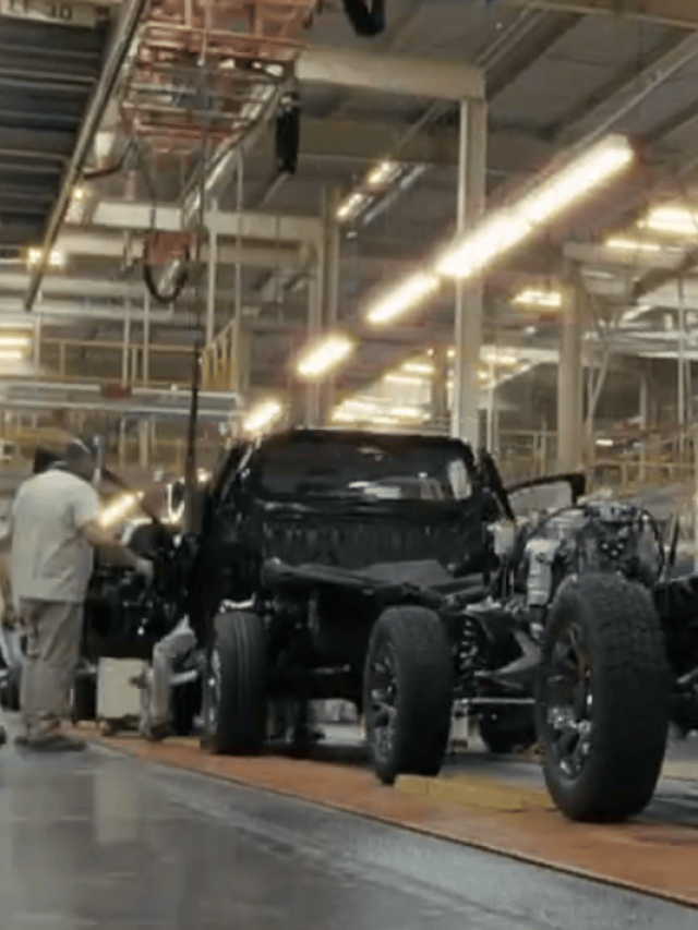 O que existe por trás de uma fábrica de carros?